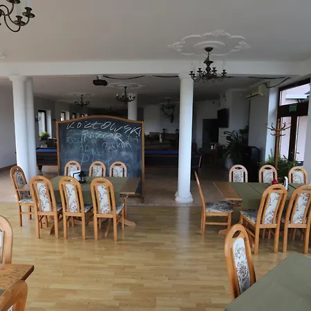 Han/Misafirhane Adampol Strumien