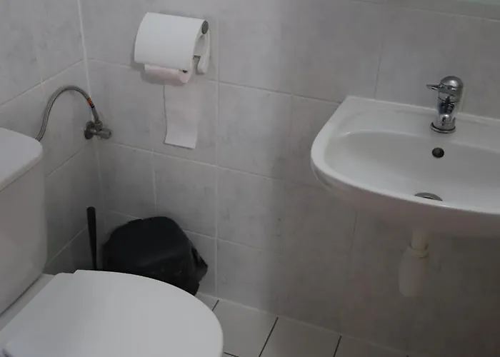 Han/Misafirhane Adampol Strumien